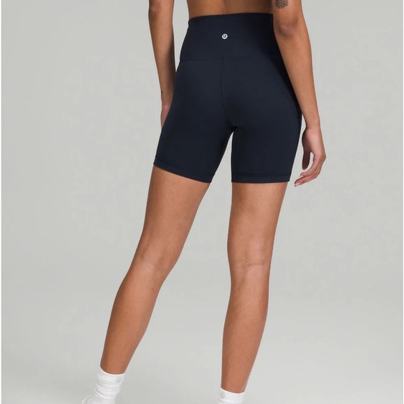 Lululemon Navy Wunder Train High Rise Short 6” - Picture 5 of 5